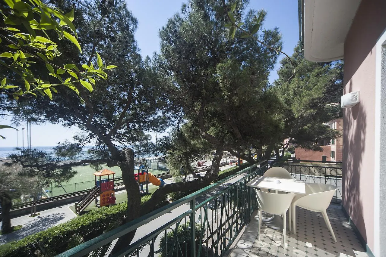 *** Hotel Villa Degli Argentieri Monterosso al Mare Italy