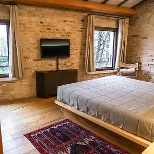 locanda-ponte-dante.hotelinveneto.com/